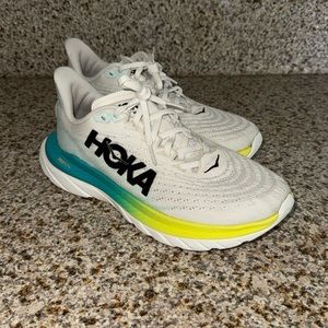 Women’s HOKA Mach 5 - Size 8